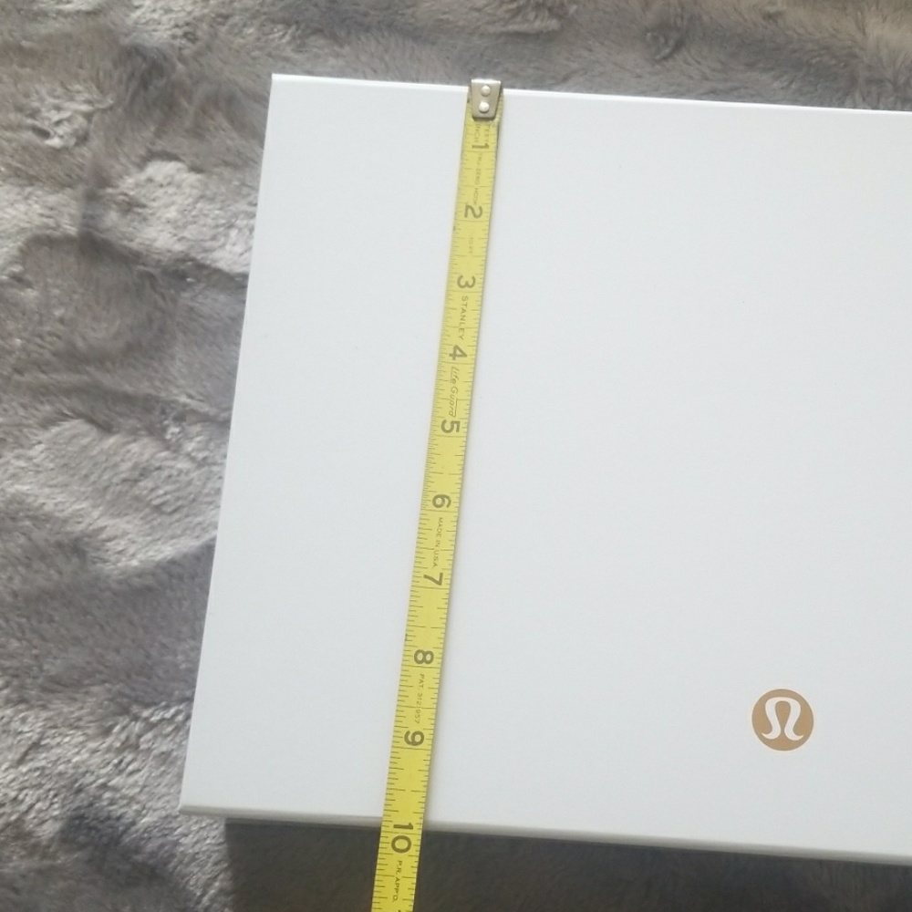 Lulu lemon ONE BOX storage special edition - Picture 8 of 8